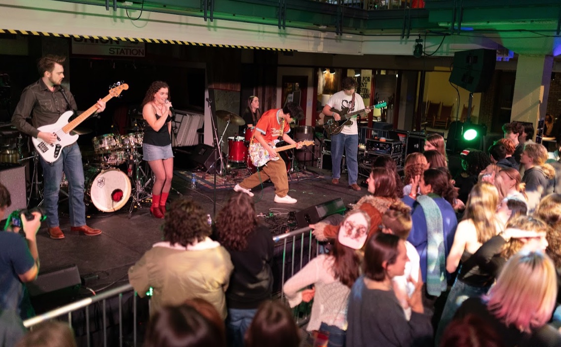 ScreeFool’s Errand rocks out at Winterfest. Photo by Sebastian Macaire ‘27. nshot