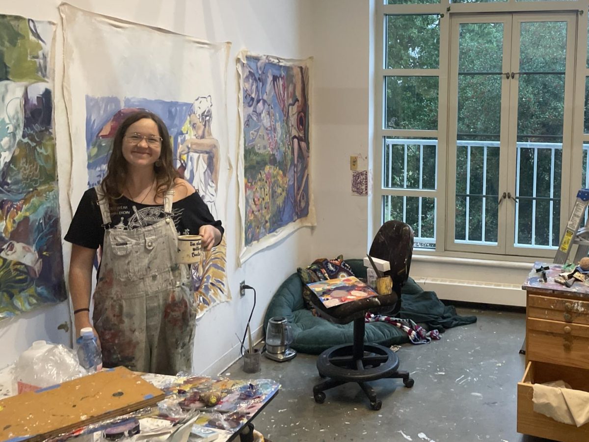 Belle Staley '26 in her studio.